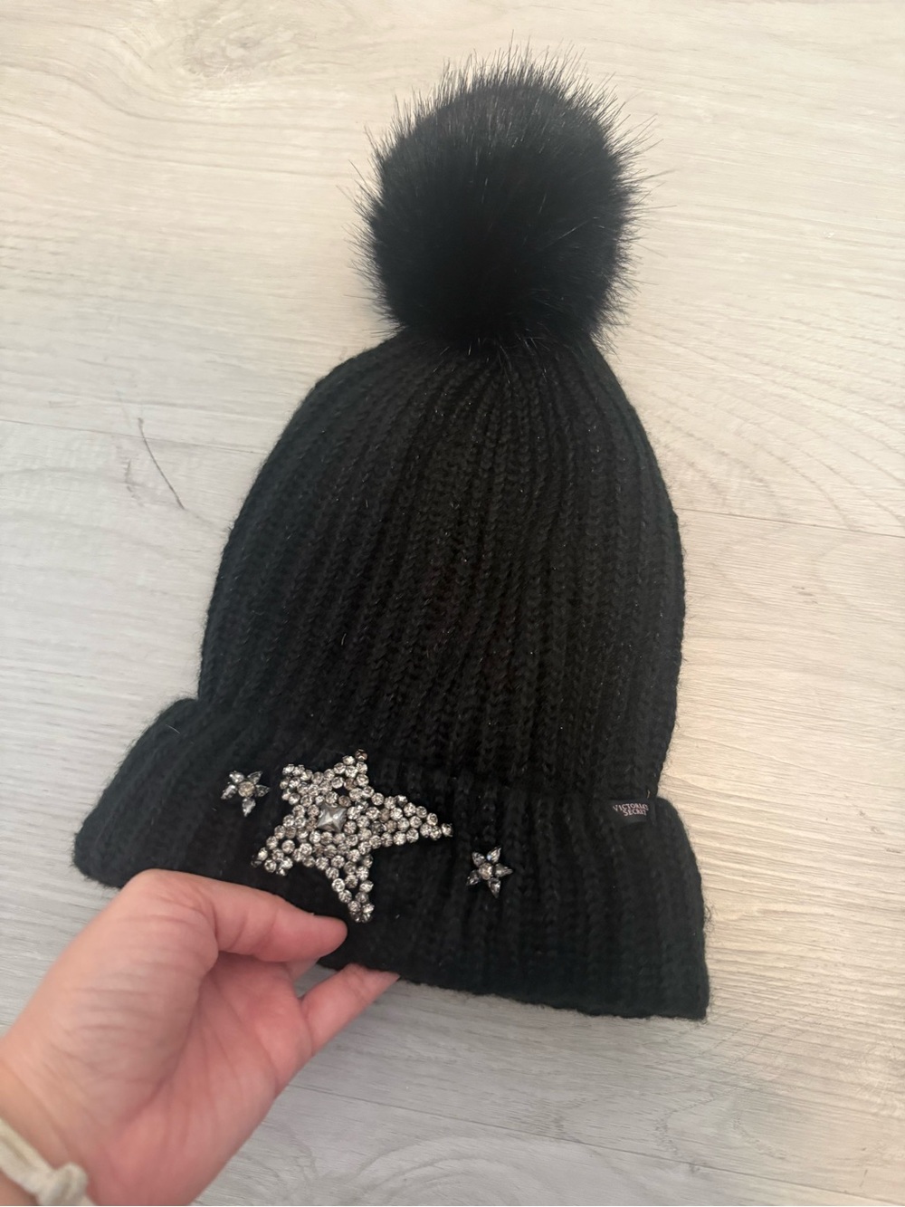 Victoria's Secret Black Rhinestone Star Faux Fur Pom Pom Knit Beanie Hat OS